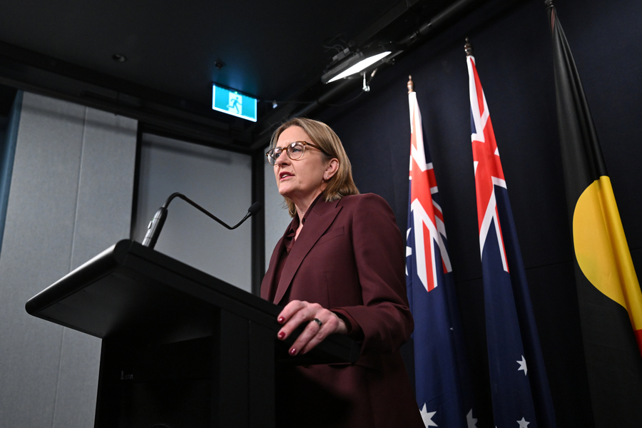 ‘Goodbye’: premier bows out of Labor leadership contest