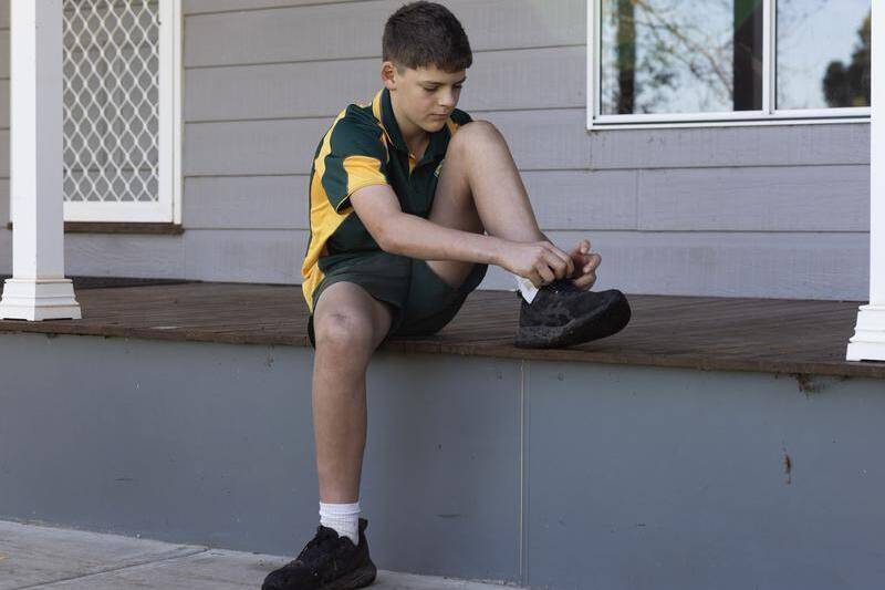 Schoolboy will walk 500km to fall down at PM’s door
