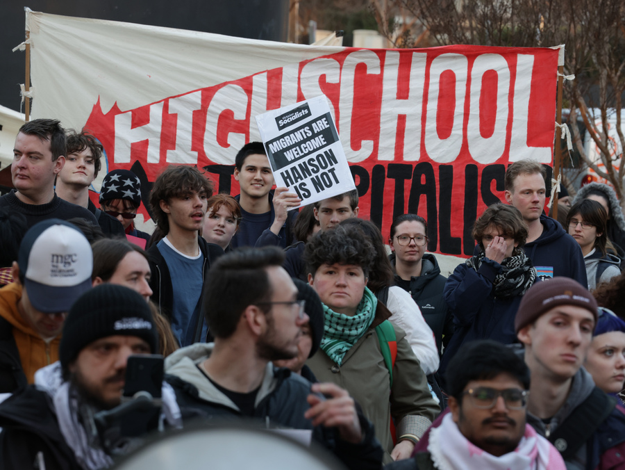 Students sideline studies in major anti-Hanson walkout