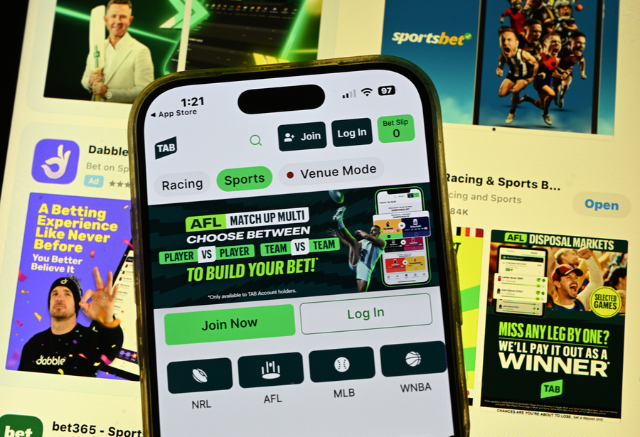 ‘Do it ourselves’: ultimatum for Labor on gambling laws