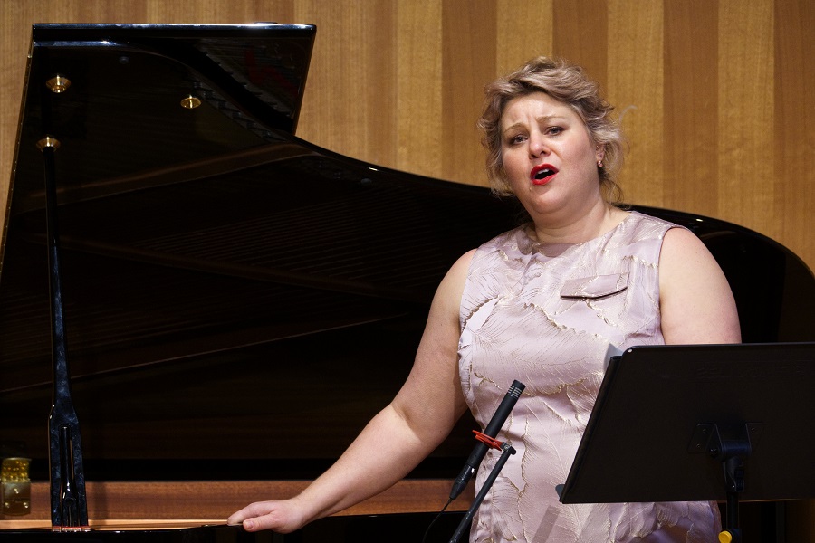Anfiloff brings art songs vividly to life