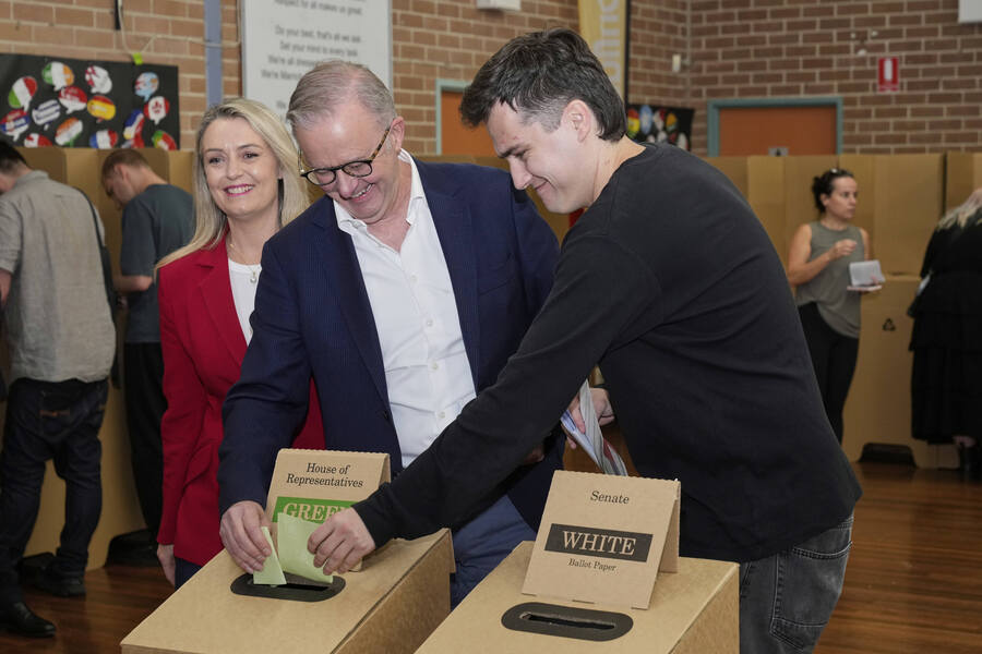 ‘Alarm bells’: Labor seats favoured in grants scheme