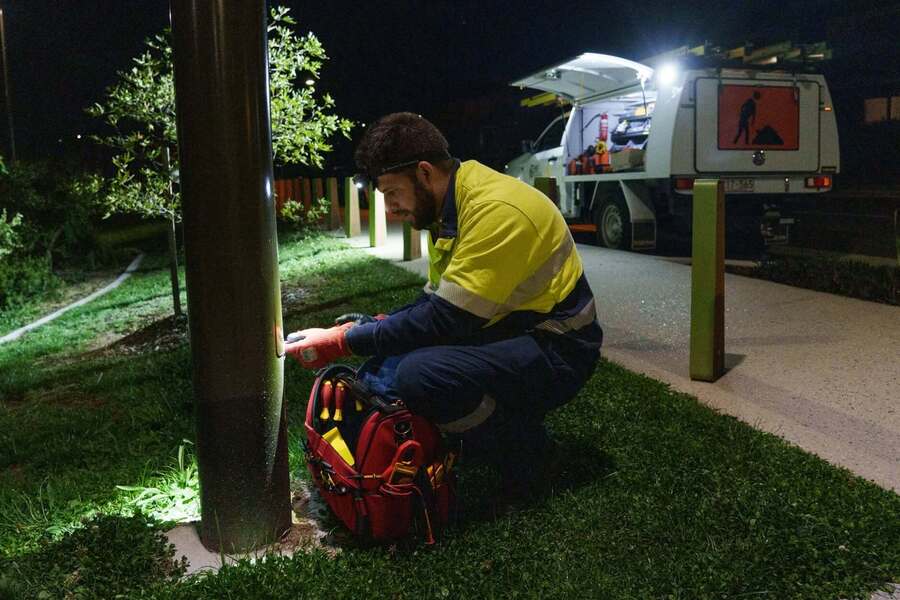 460 streetlight faults overdue for repair