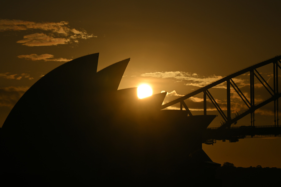 Aussie sun meets US tech in carbon capture experiment