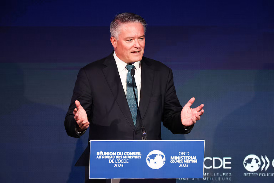Cormann's advice on countering populism and reforms